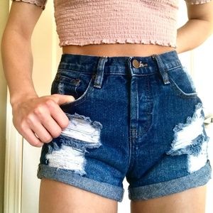 Distressed Denim Shorts | Size 0/25